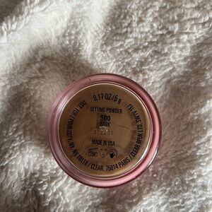 BUNDLE 5 FOR $10 KYLIE setting powder
